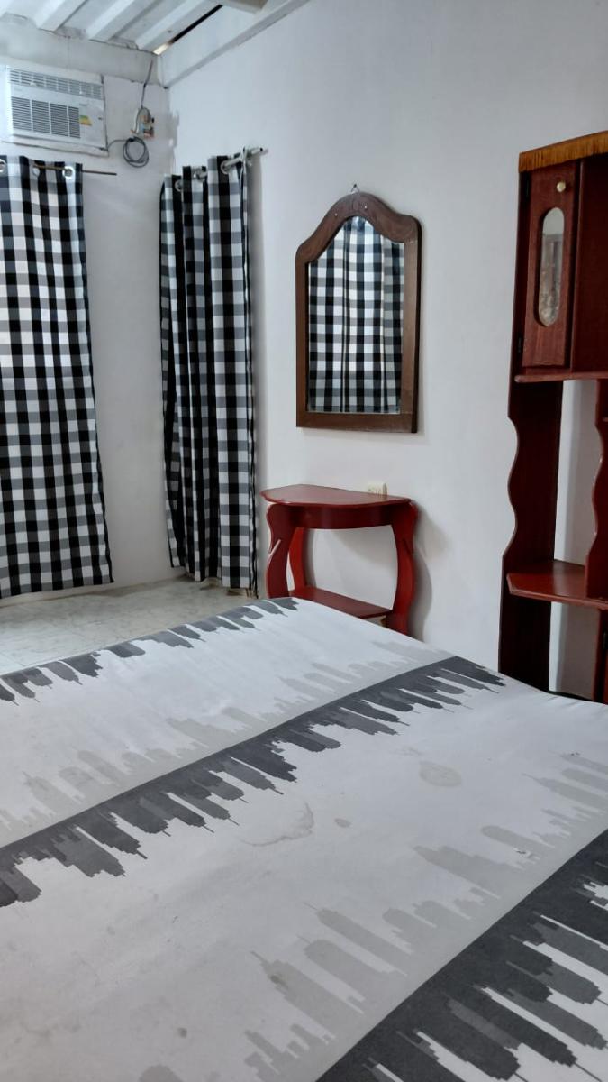Habitación en los topógrafo semi amoblada