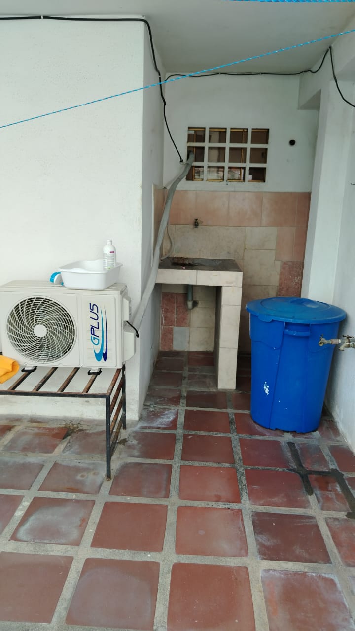 CASA EN URB. PRIVADA