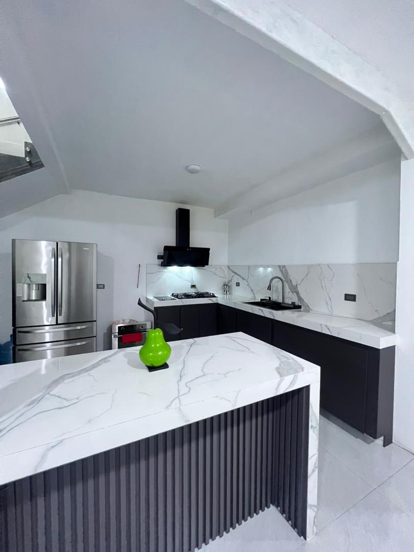 Hermoso Tomwhouse ubicado en CR Villa Rebeca